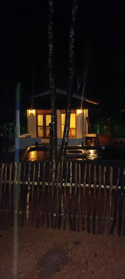Hriketiya White Villa Dikwella Ngoại thất bức ảnh
