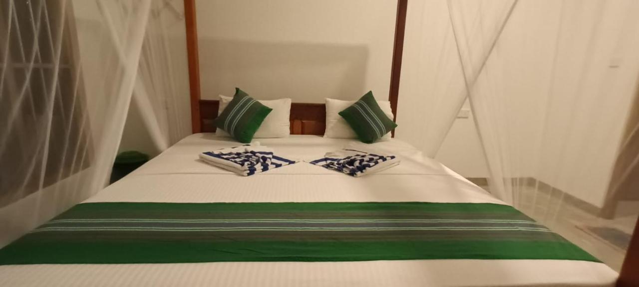 Hriketiya White Villa Dikwella Ngoại thất bức ảnh
